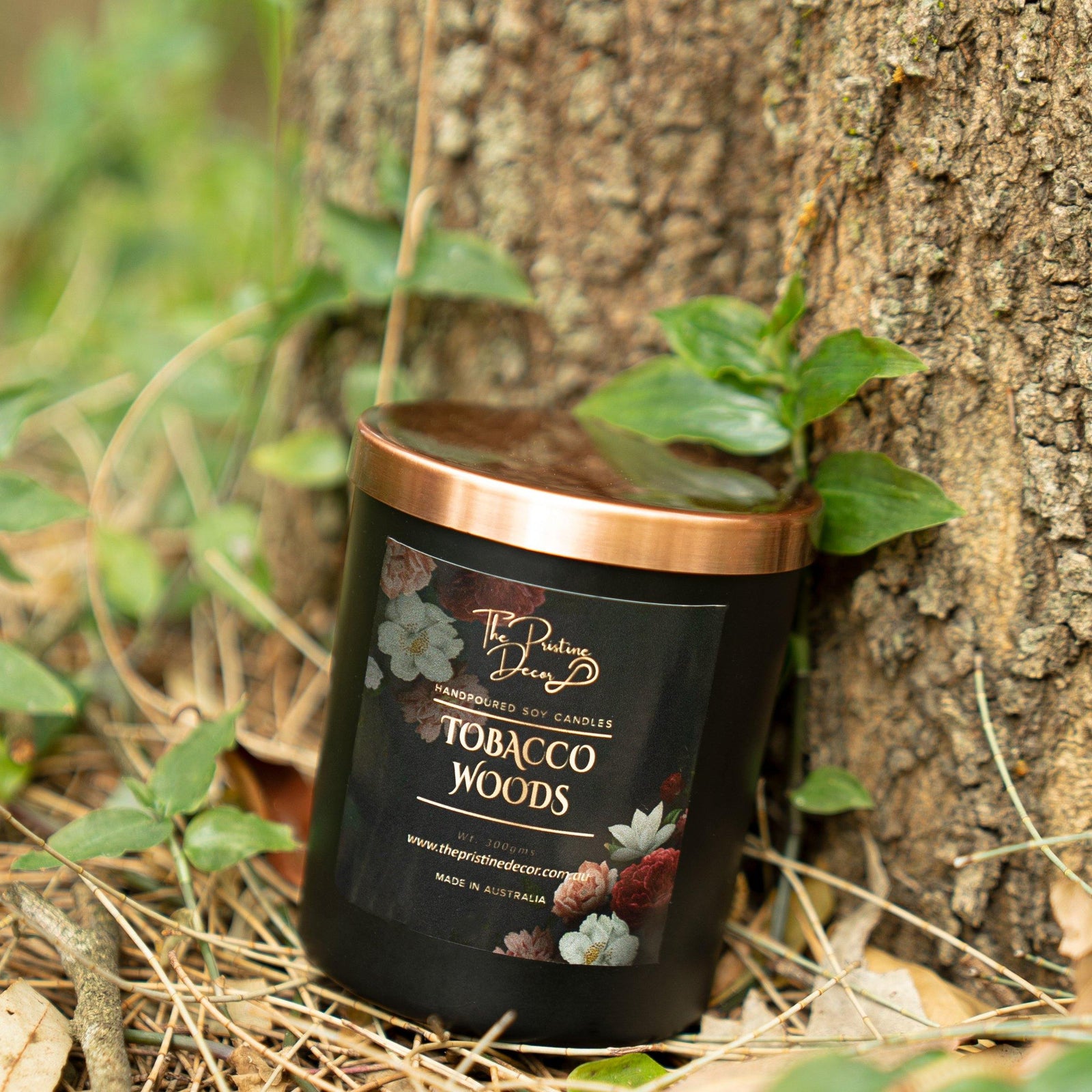 Scented Soy Candles - Tobacco flowers & Smoked Oak Blend - Tobacco Woods